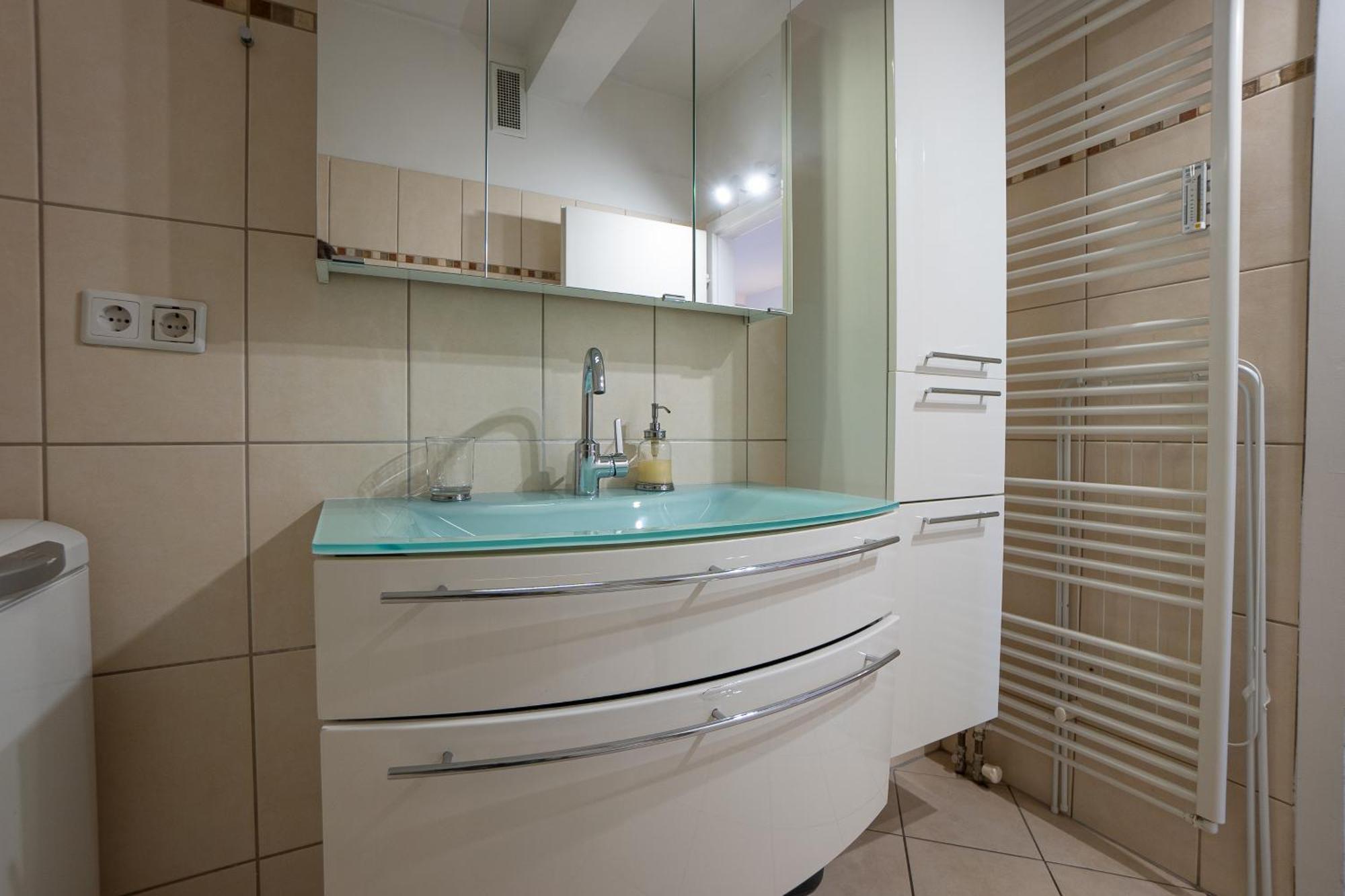 Apartment With A Private Terrace Located Right Near Belvedere Castle, 15 Minutes Away From Stephansdom Viena Exterior foto