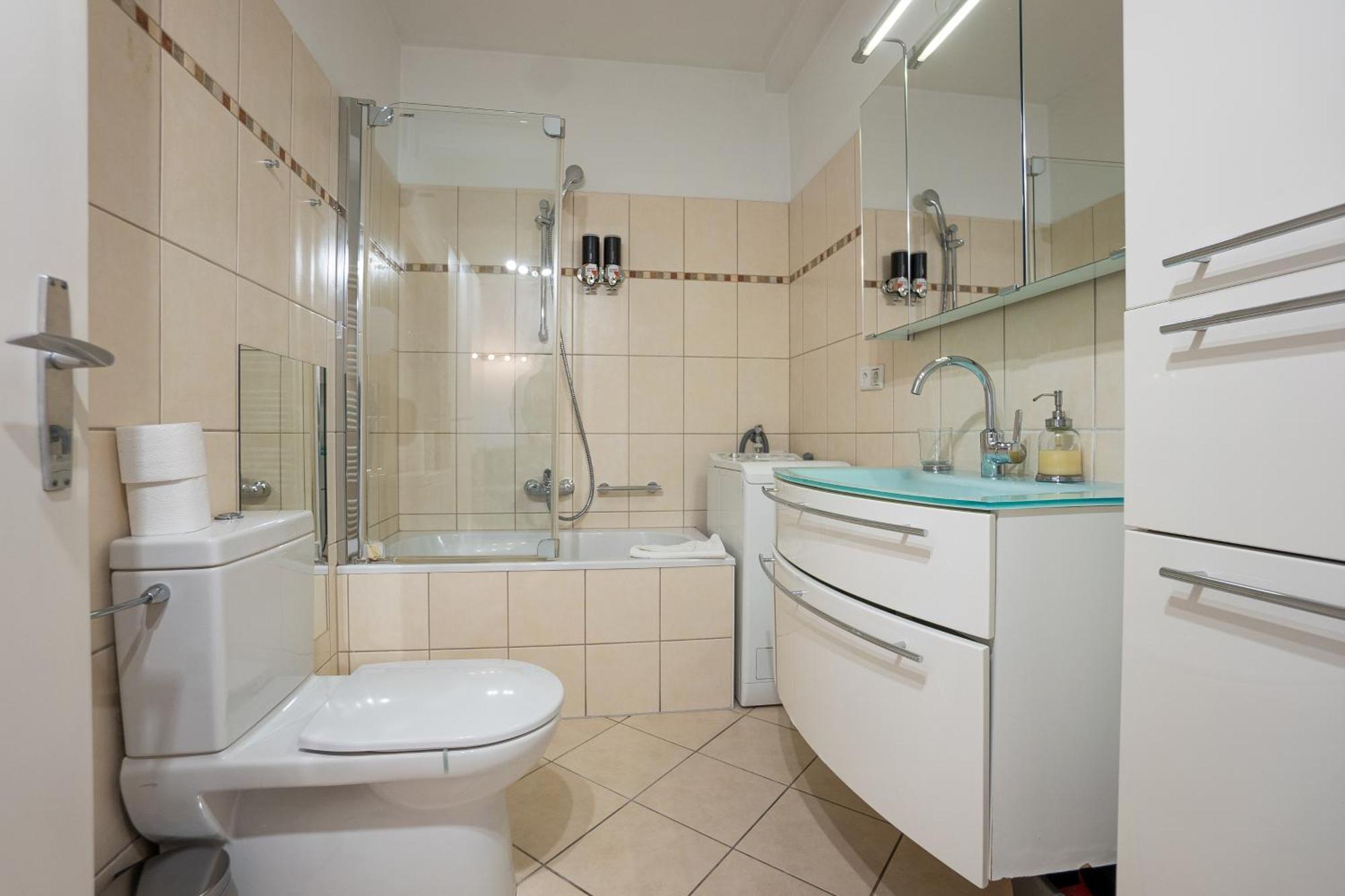 Apartment With A Private Terrace Located Right Near Belvedere Castle, 15 Minutes Away From Stephansdom Viena Exterior foto